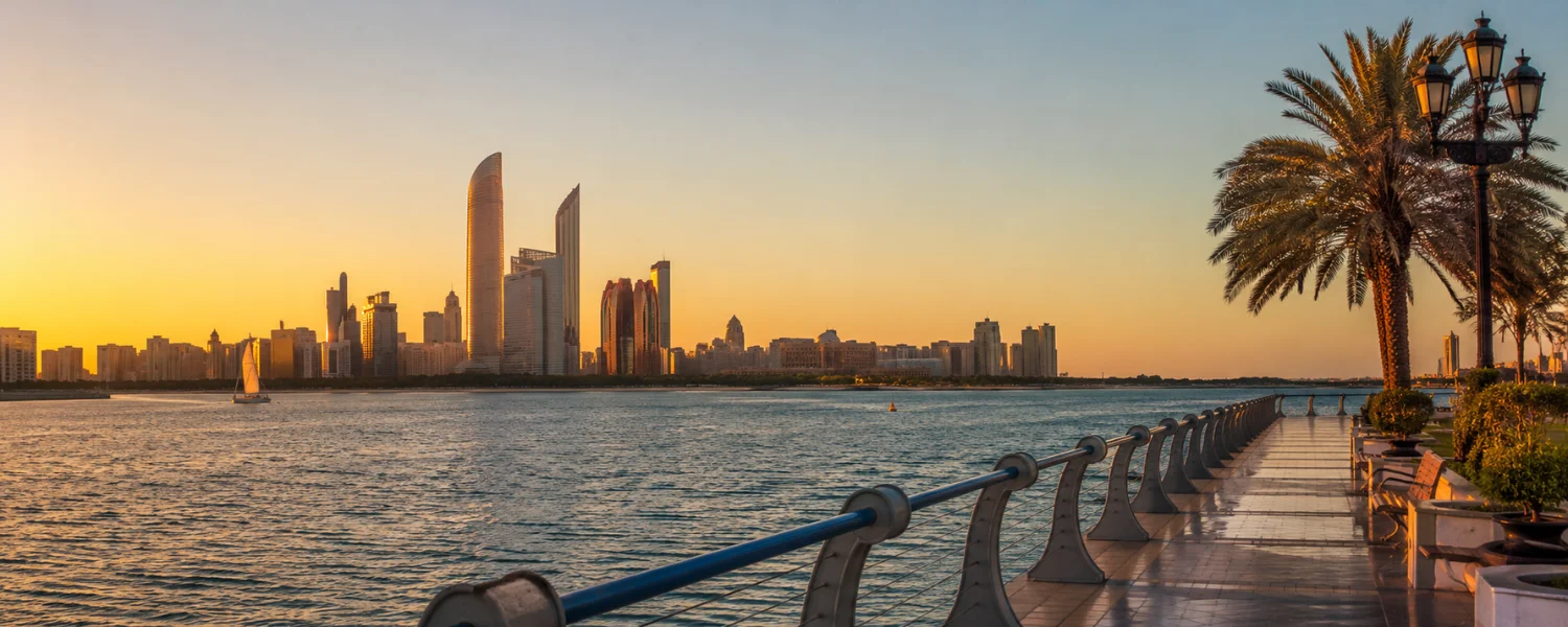 35 Instagrammable Places in Abu Dhabi: Exact Photo Times, Fees, and Insider Tips